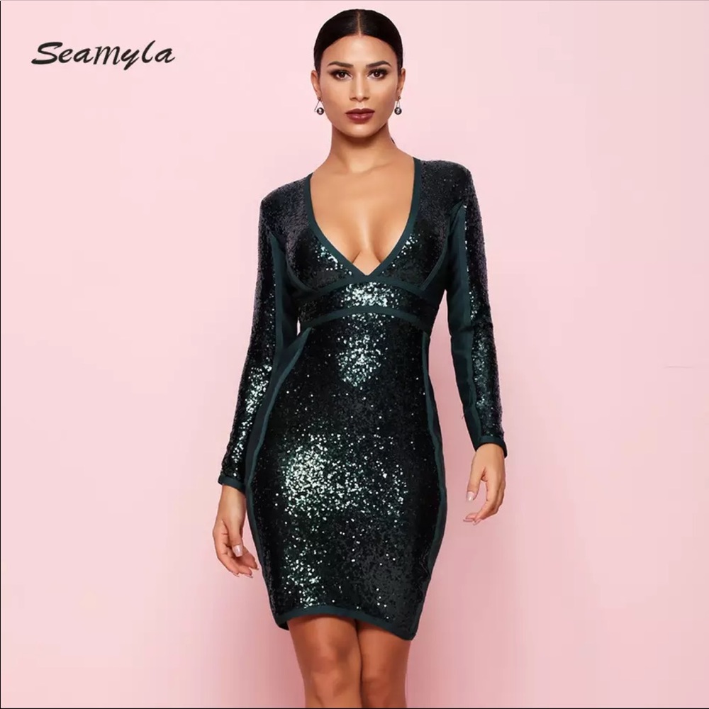 Emerald Green Sequin Midi Dress - Long Sleeve V-Neck